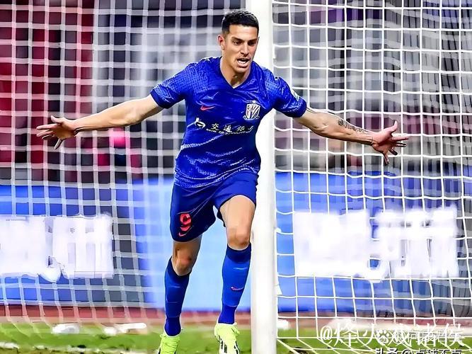 路易斯是申花队内最能进球外援 但少马莱莱 他进攻火力就减少一半 路易斯是申花队内最能进球外援 但少马莱莱 他进攻火力就减少一半